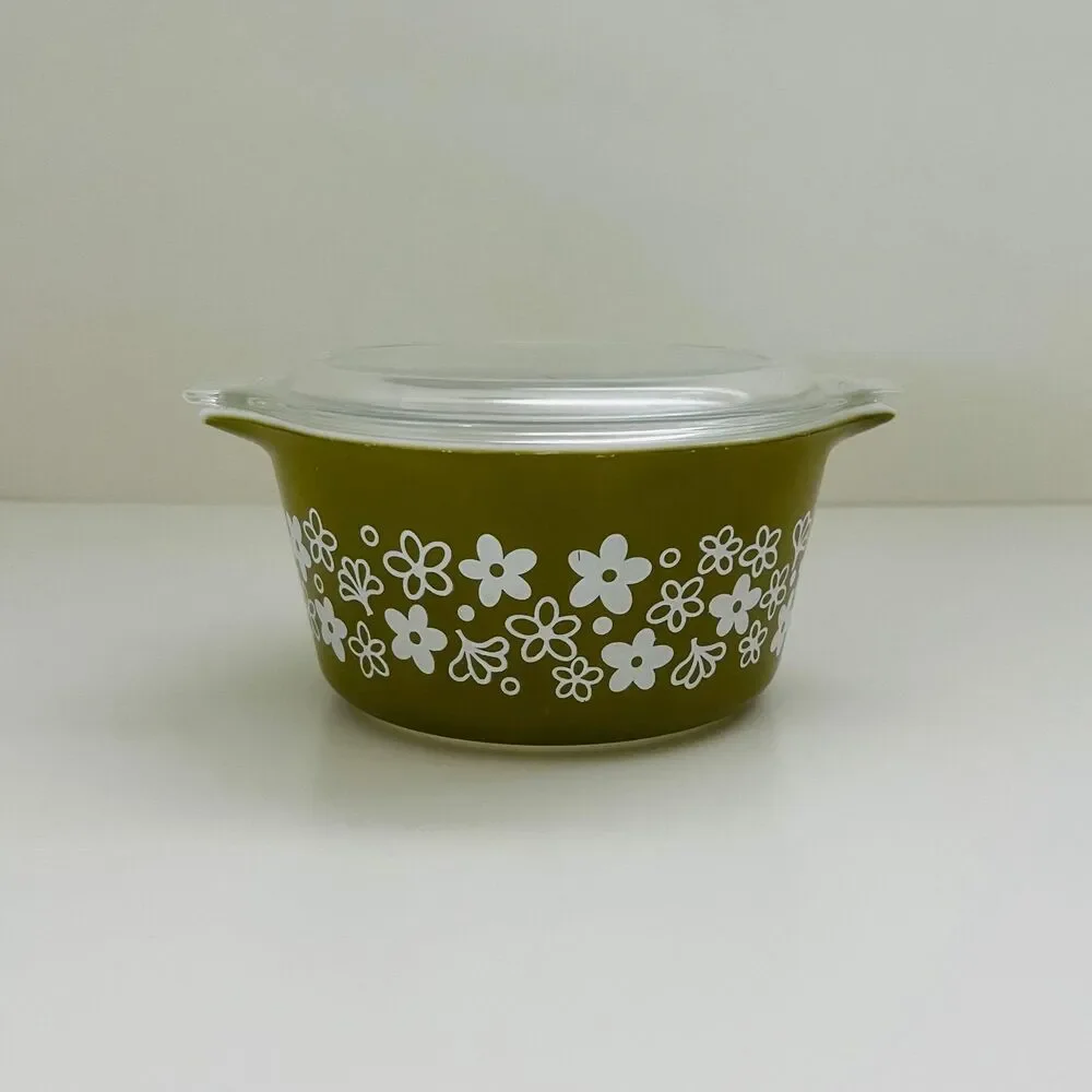 PYREX Green White Spring Blossom Crazy Daisy 473 Casserole Dish 1 Qt. With Lid
